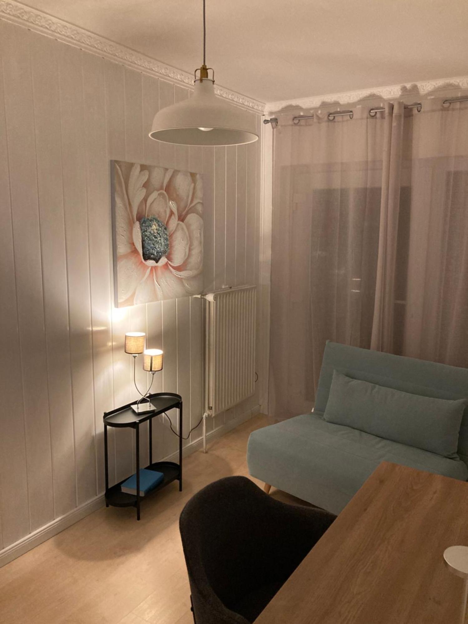 Amselweg Am Waldrand Gelegen Netflix Eigener Carport Uvm Apartamento Taunusstein Exterior foto