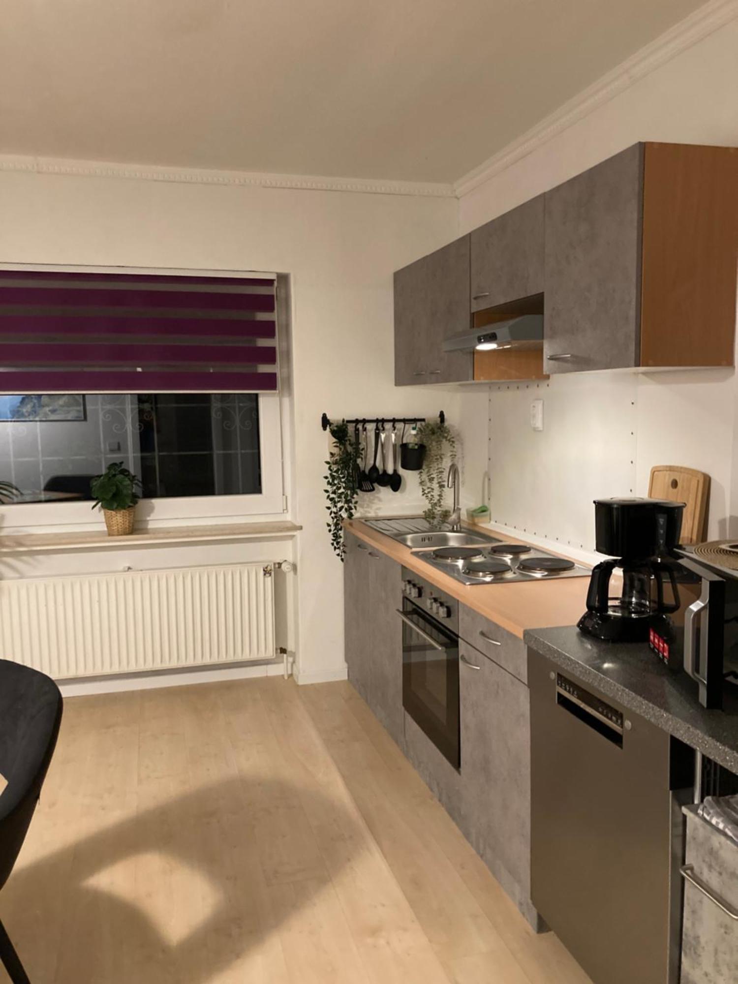 Amselweg Am Waldrand Gelegen Netflix Eigener Carport Uvm Apartamento Taunusstein Exterior foto