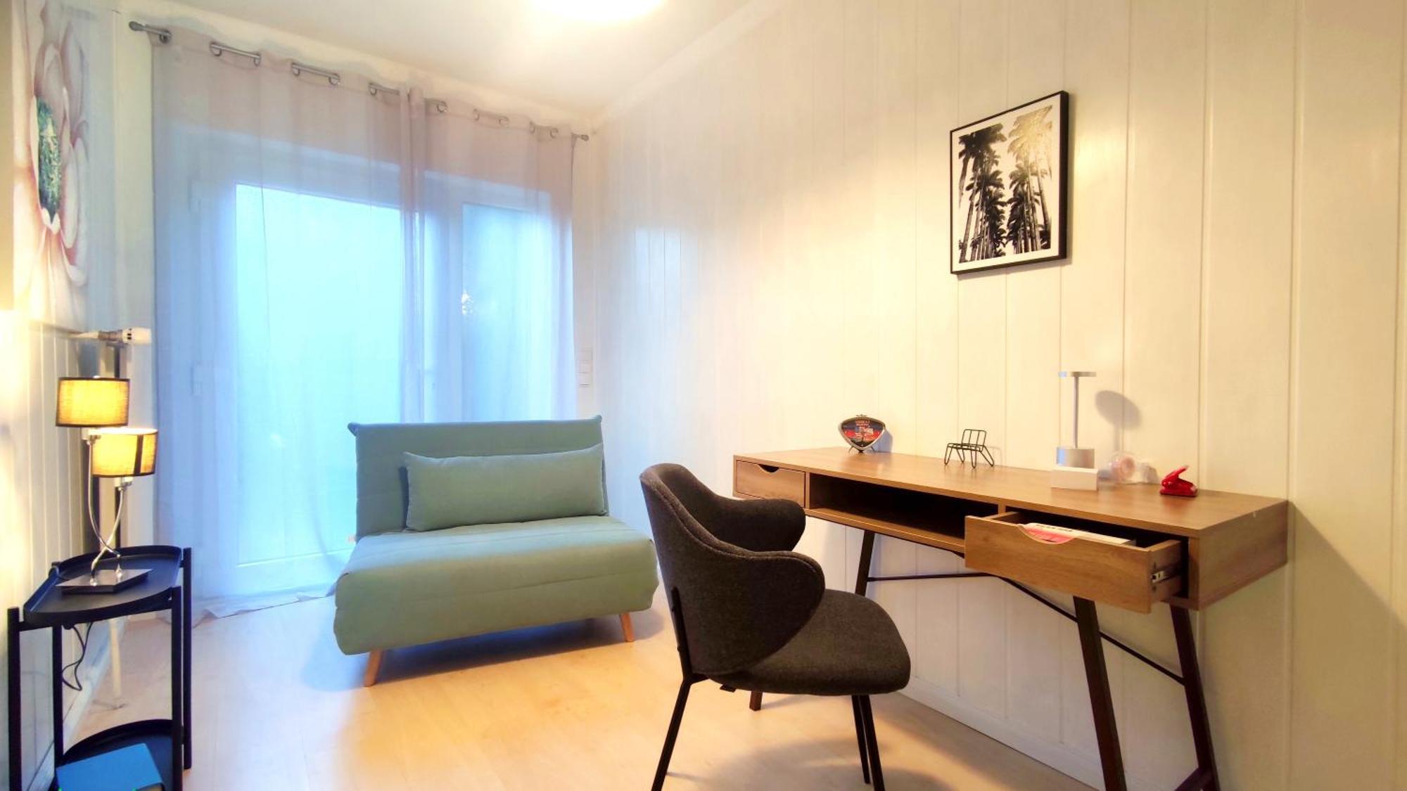 Amselweg Am Waldrand Gelegen Netflix Eigener Carport Uvm Apartamento Taunusstein Exterior foto